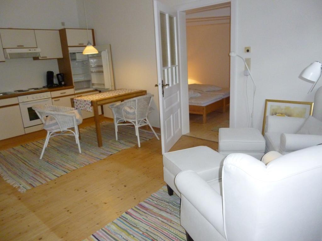Stieglerhof Apartments Dr Eitner GnbR Bernd und Edeltrud Illmitz Zimmer foto