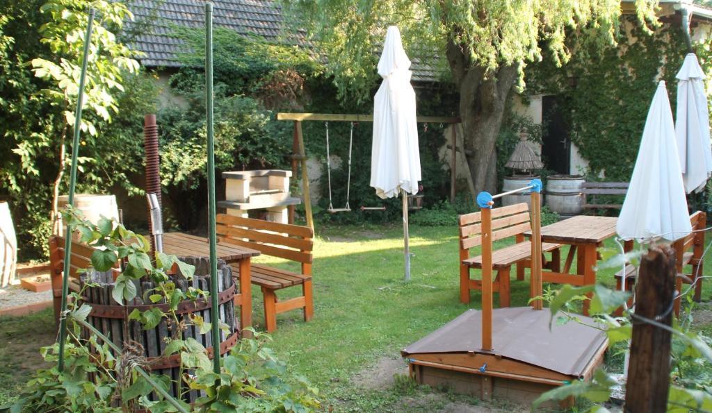 Stieglerhof Apartments Dr Eitner GnbR Bernd und Edeltrud Illmitz Exterior foto